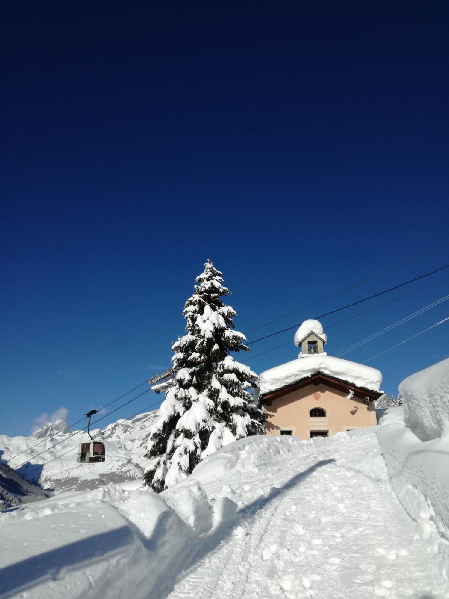 Hotel Rifugio Vieux Crest Champoluc Exteriér fotografie