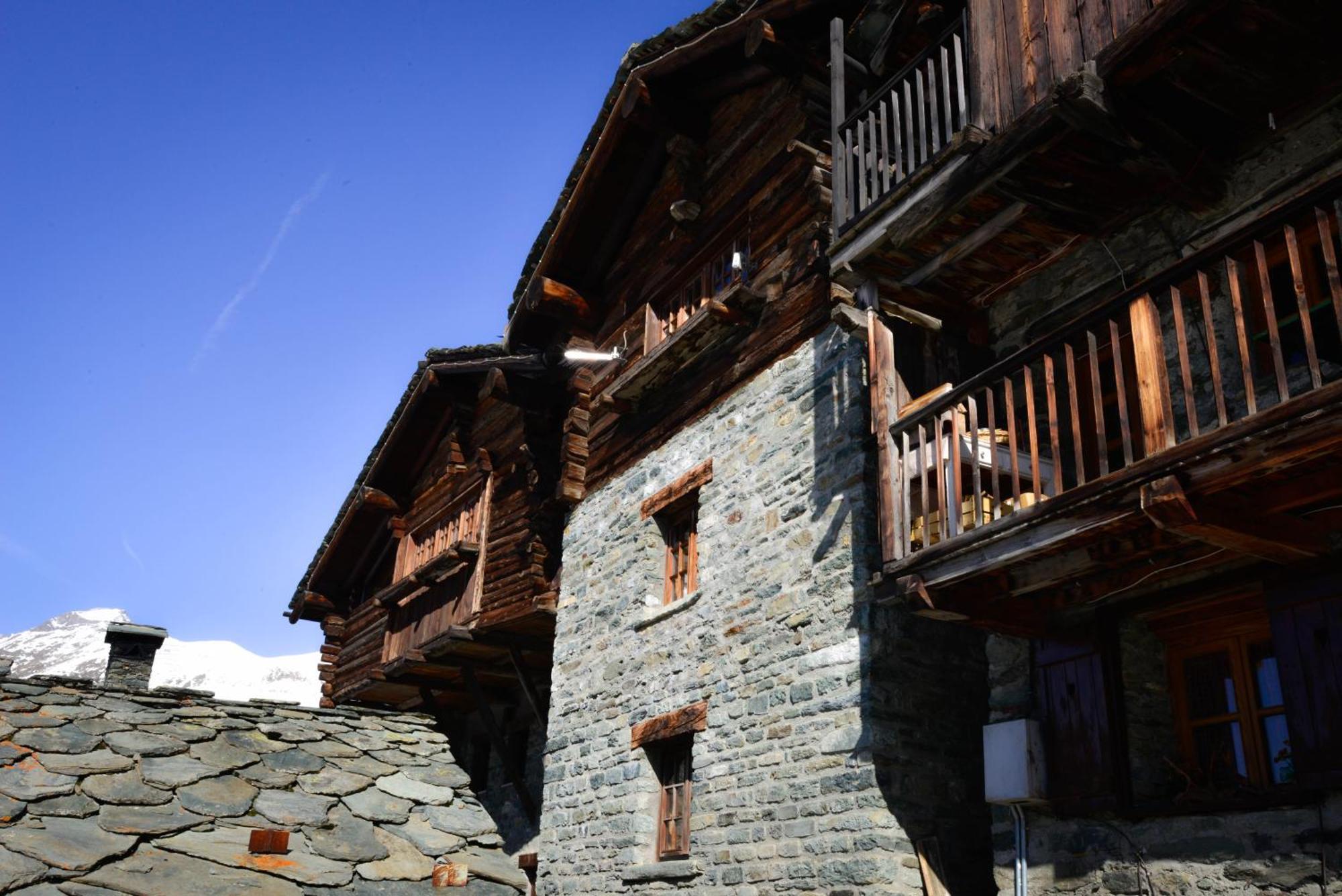 Hotel Rifugio Vieux Crest Champoluc Exteriér fotografie