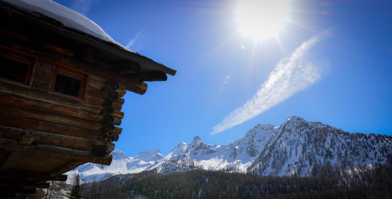 Hotel Rifugio Vieux Crest Champoluc Exteriér fotografie